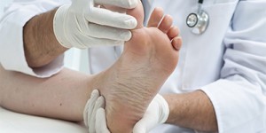 Non-Surgical Management of Foot Ulcers